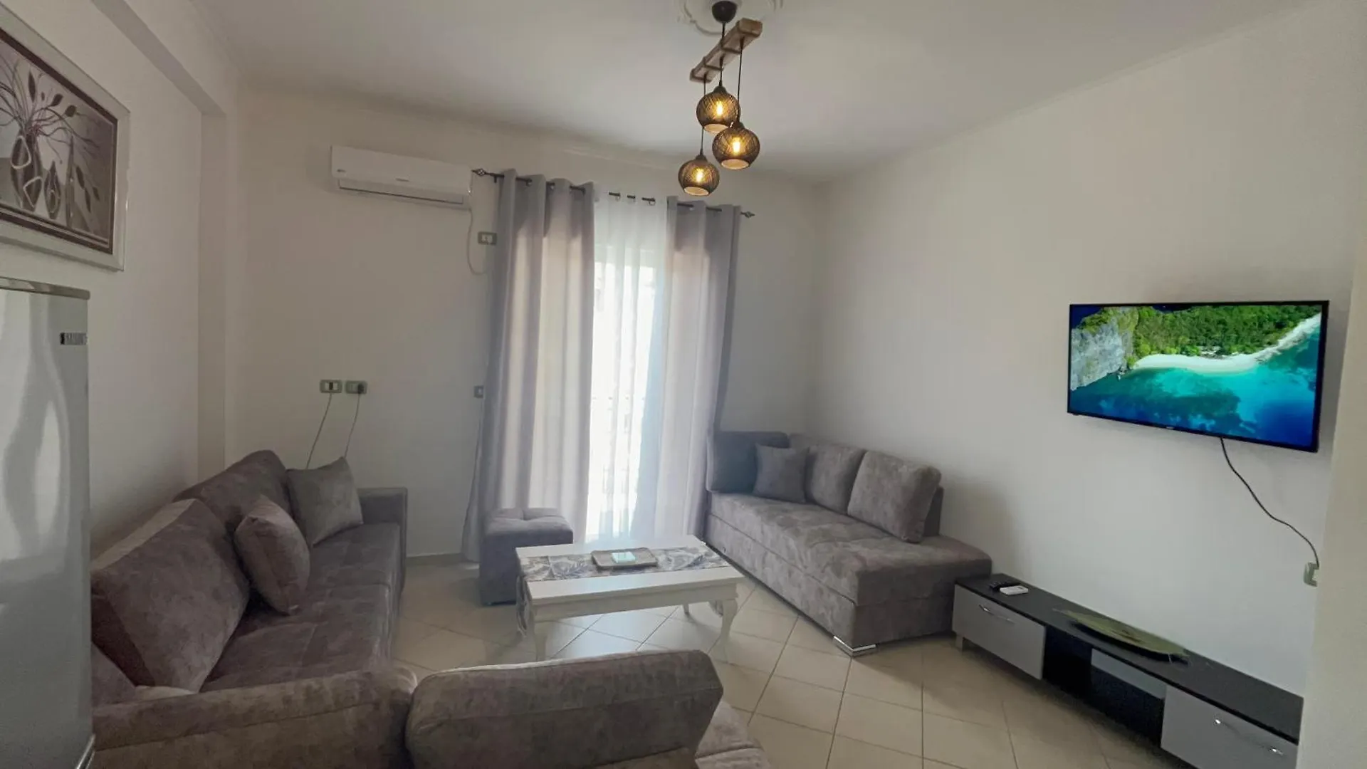 Electra Suites & Apartments Sarandë 0*,  Albanien